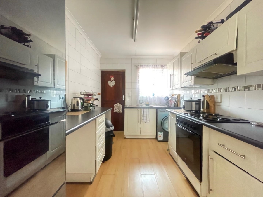 To Let 3 Bedroom Property for Rent in Norkem Park Gauteng