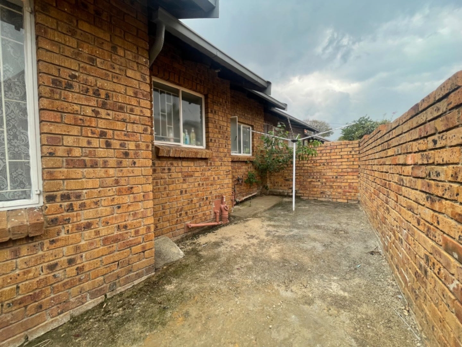To Let 3 Bedroom Property for Rent in Norkem Park Gauteng