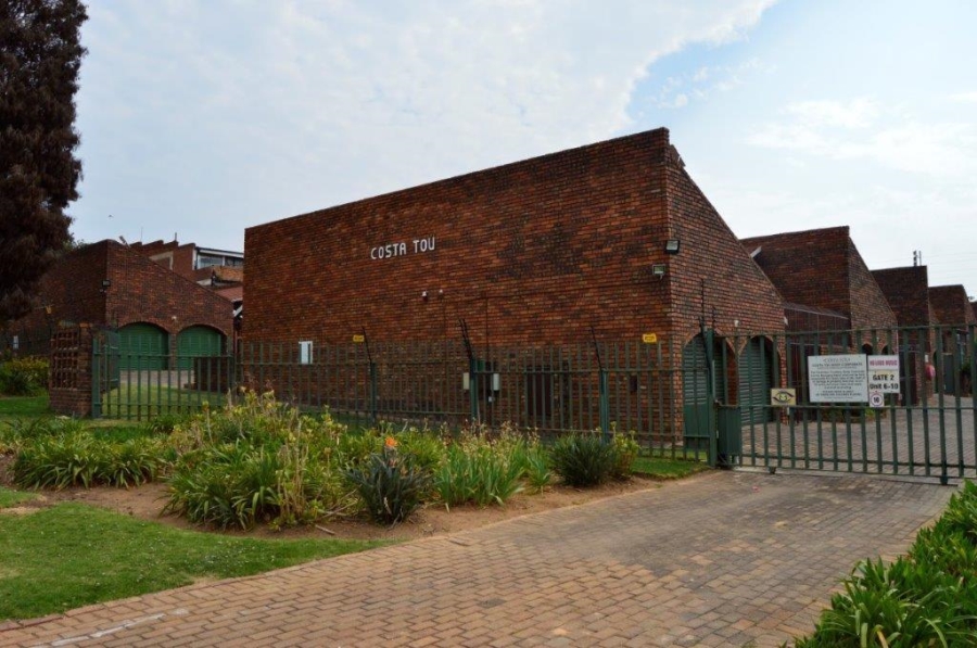 3 Bedroom Property for Sale in Birchleigh Gauteng