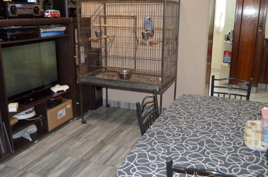 3 Bedroom Property for Sale in Birchleigh Gauteng