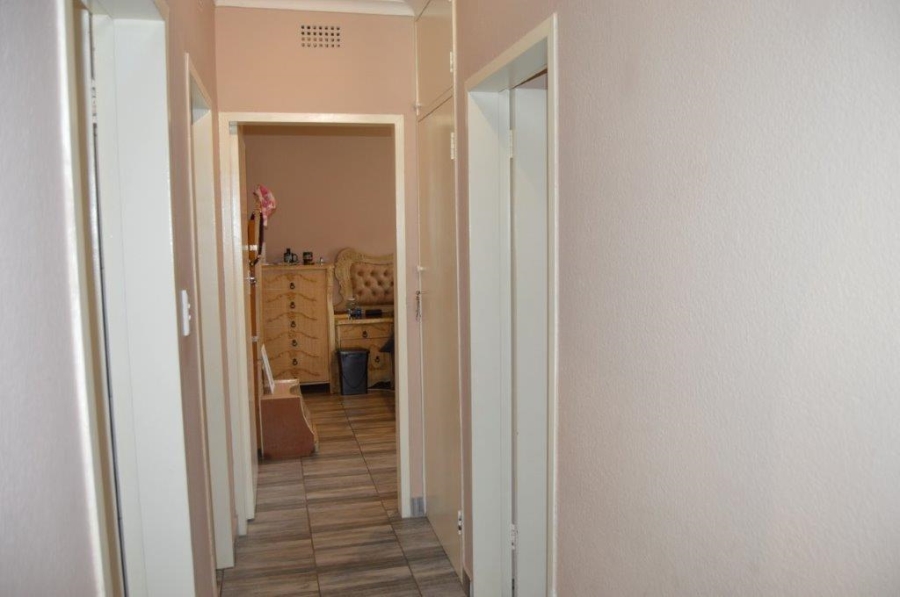 3 Bedroom Property for Sale in Birchleigh Gauteng