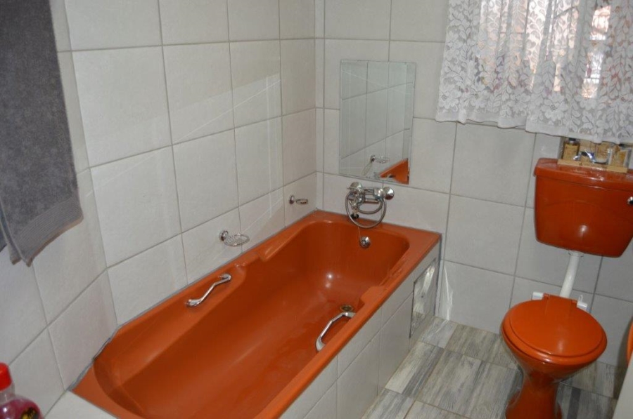 3 Bedroom Property for Sale in Birchleigh Gauteng