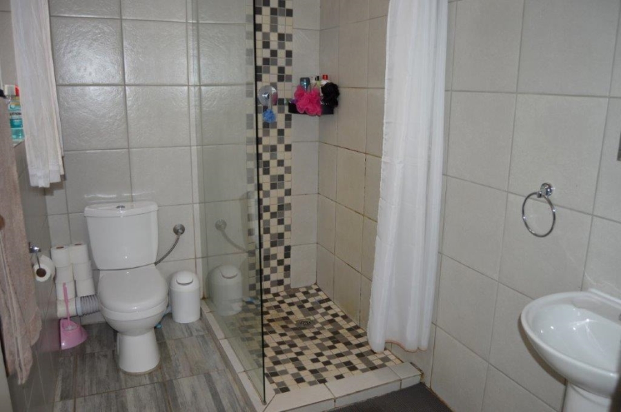 3 Bedroom Property for Sale in Birchleigh Gauteng