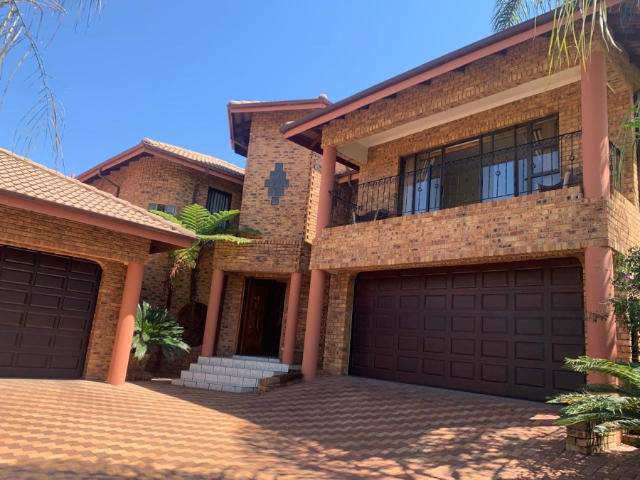 4 Bedroom Property for Sale in Van Riebeeck Park Gauteng
