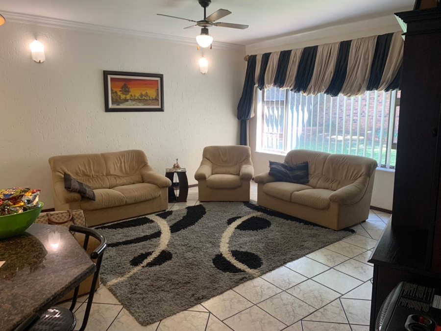 4 Bedroom Property for Sale in Van Riebeeck Park Gauteng