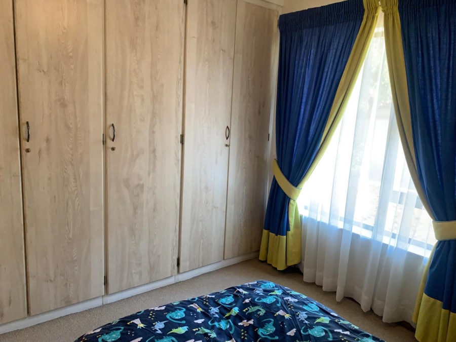 4 Bedroom Property for Sale in Van Riebeeck Park Gauteng