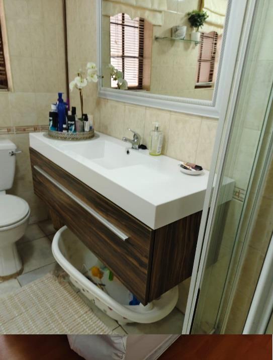 3 Bedroom Property for Sale in Glen Marais Gauteng