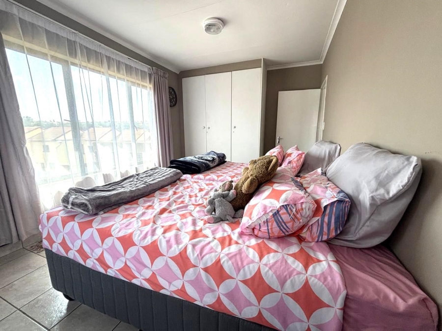 2 Bedroom Property for Sale in Mondeor Gauteng