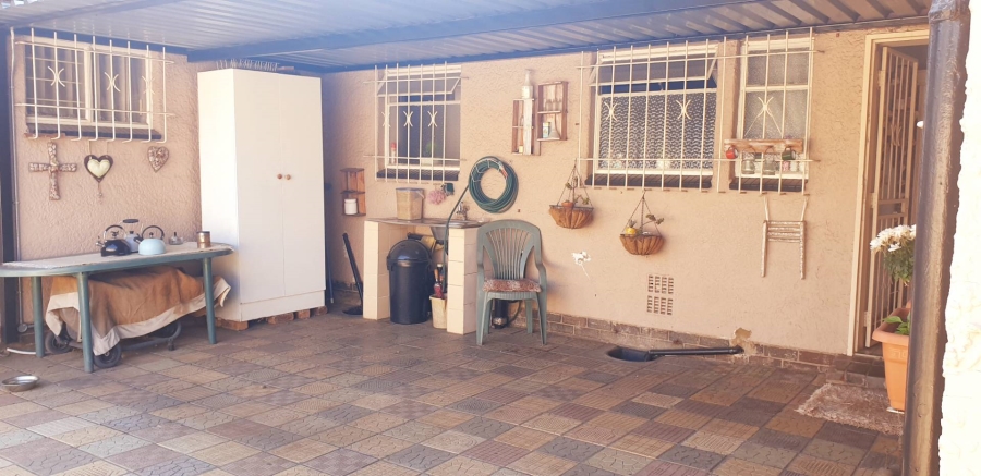 3 Bedroom Property for Sale in Randhart Gauteng