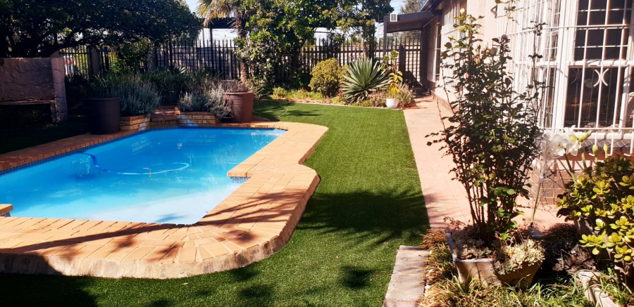 3 Bedroom Property for Sale in Randhart Gauteng