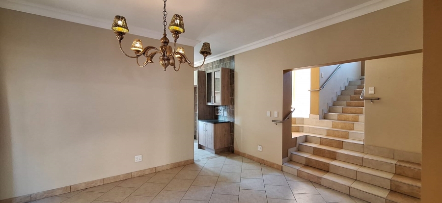 5 Bedroom Property for Sale in South Crest Gauteng