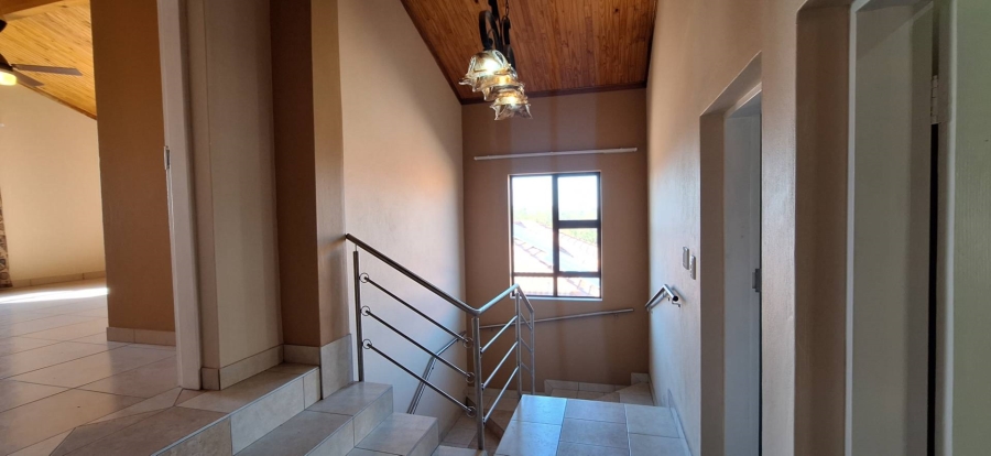 5 Bedroom Property for Sale in South Crest Gauteng