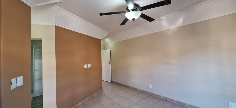 5 Bedroom Property for Sale in South Crest Gauteng
