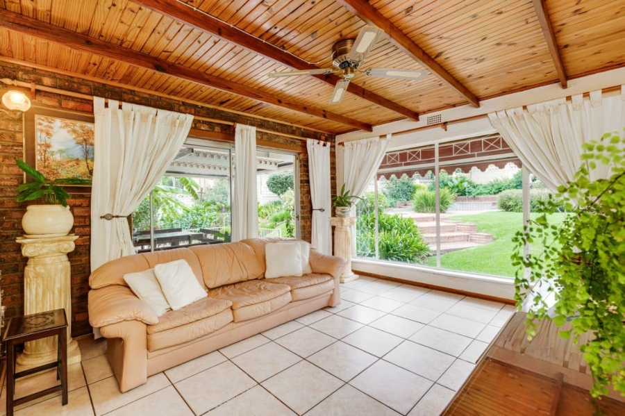 3 Bedroom Property for Sale in Mulbarton Gauteng