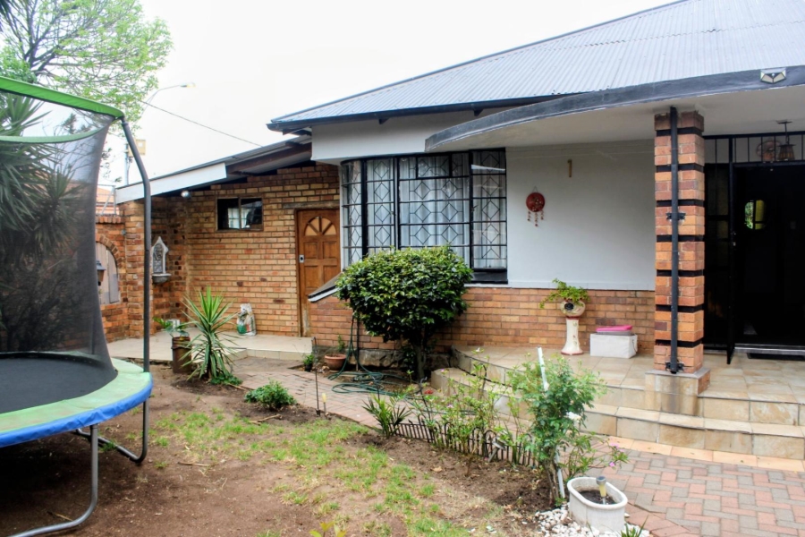 3 Bedroom Property for Sale in Rosettenville Gauteng
