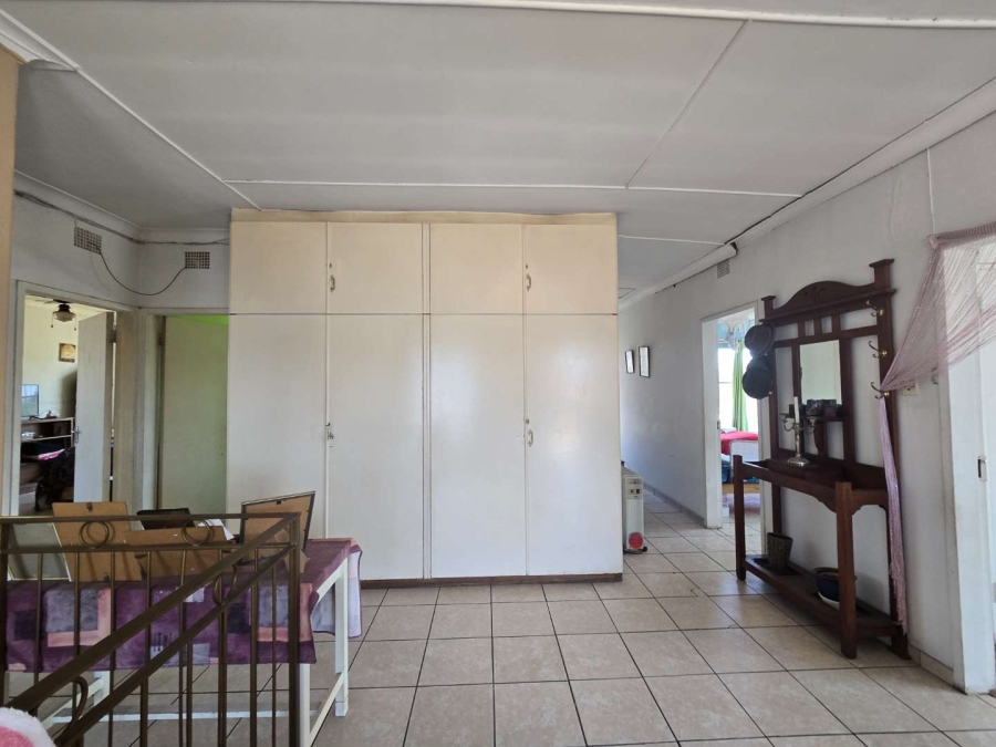 4 Bedroom Property for Sale in Glenanda Gauteng