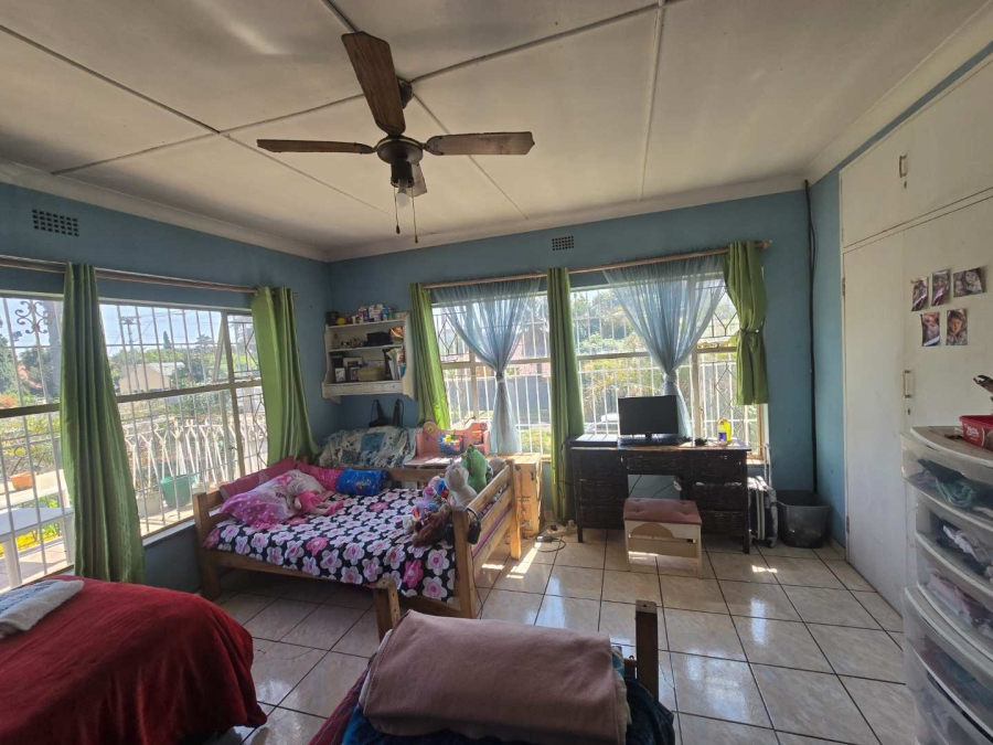 4 Bedroom Property for Sale in Glenanda Gauteng
