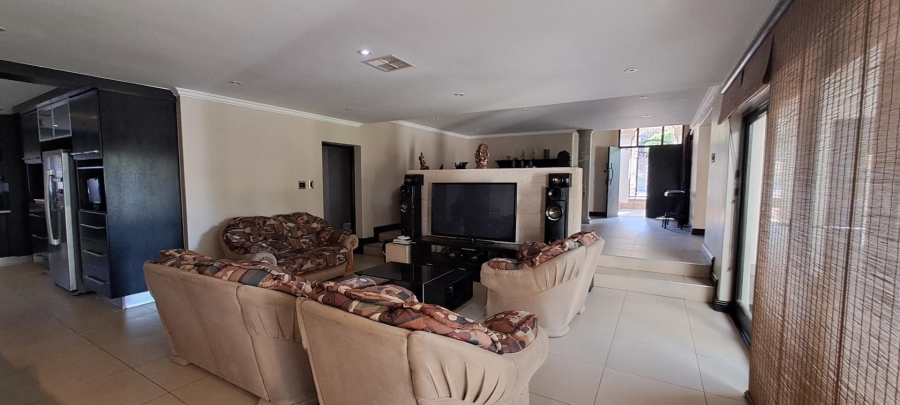 3 Bedroom Property for Sale in Glenvista Gauteng