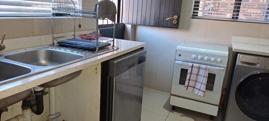 3 Bedroom Property for Sale in Glenvista Gauteng