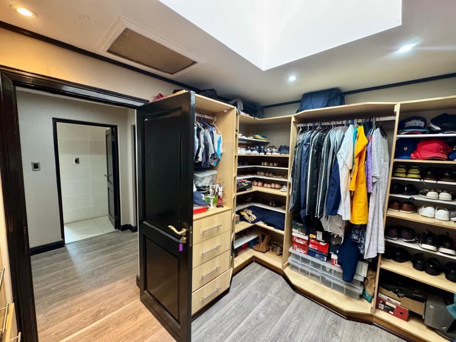 3 Bedroom Property for Sale in Glenvista Gauteng