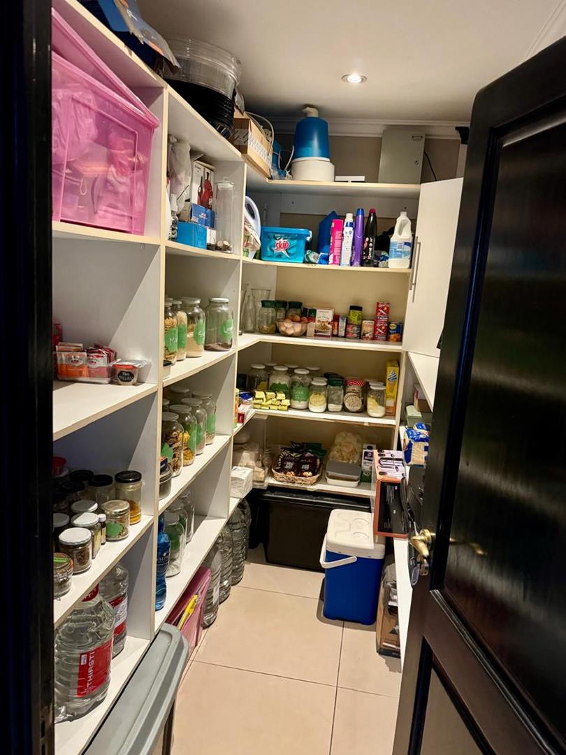 3 Bedroom Property for Sale in Glenvista Gauteng