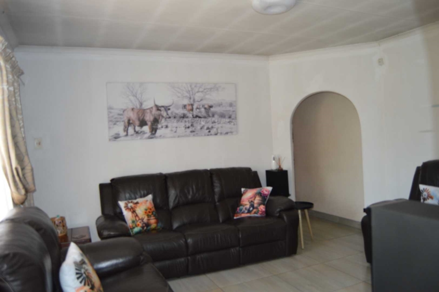 3 Bedroom Property for Sale in Verwoerdpark Gauteng