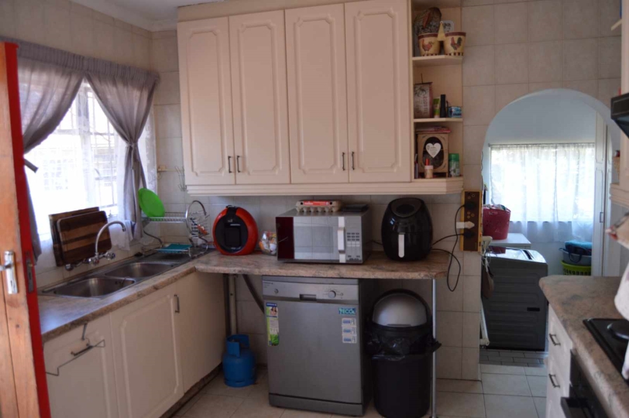 3 Bedroom Property for Sale in Verwoerdpark Gauteng