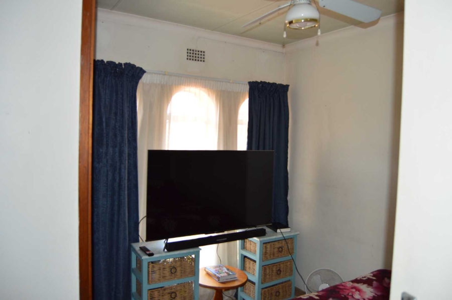 3 Bedroom Property for Sale in Verwoerdpark Gauteng