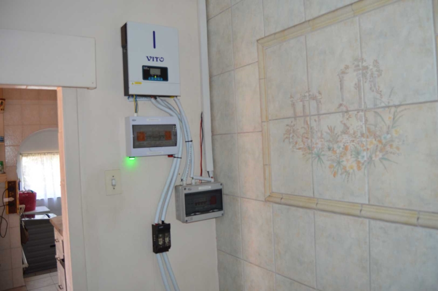 3 Bedroom Property for Sale in Verwoerdpark Gauteng