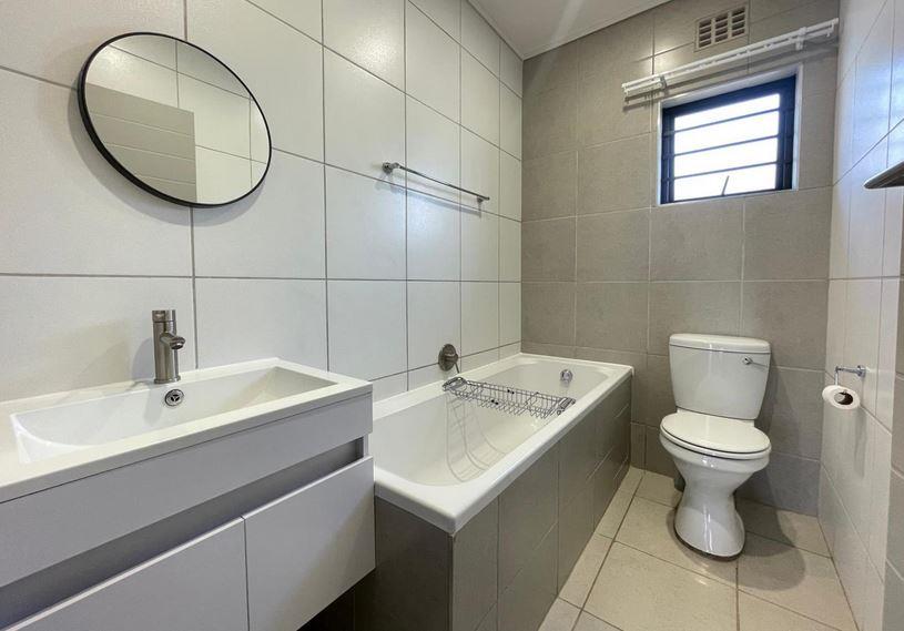 3 Bedroom Property for Sale in Albertsdal Gauteng