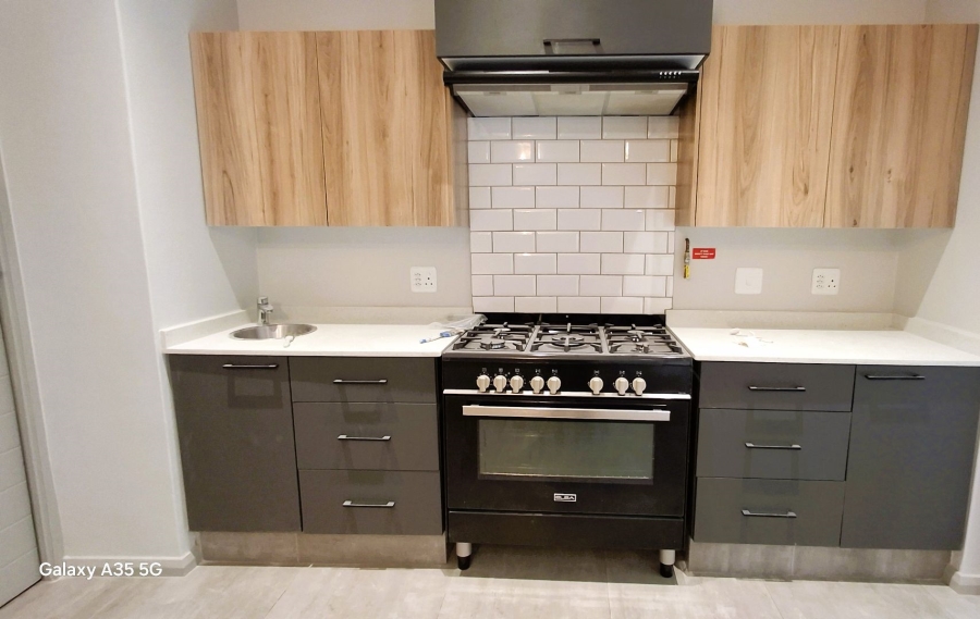 To Let 3 Bedroom Property for Rent in Ashlea Gardens Gauteng