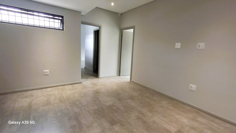 To Let 3 Bedroom Property for Rent in Ashlea Gardens Gauteng