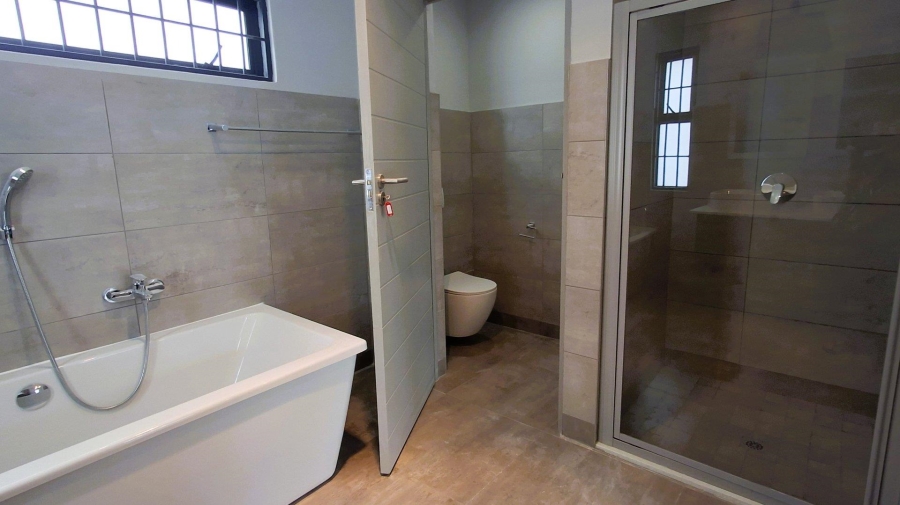 To Let 3 Bedroom Property for Rent in Ashlea Gardens Gauteng