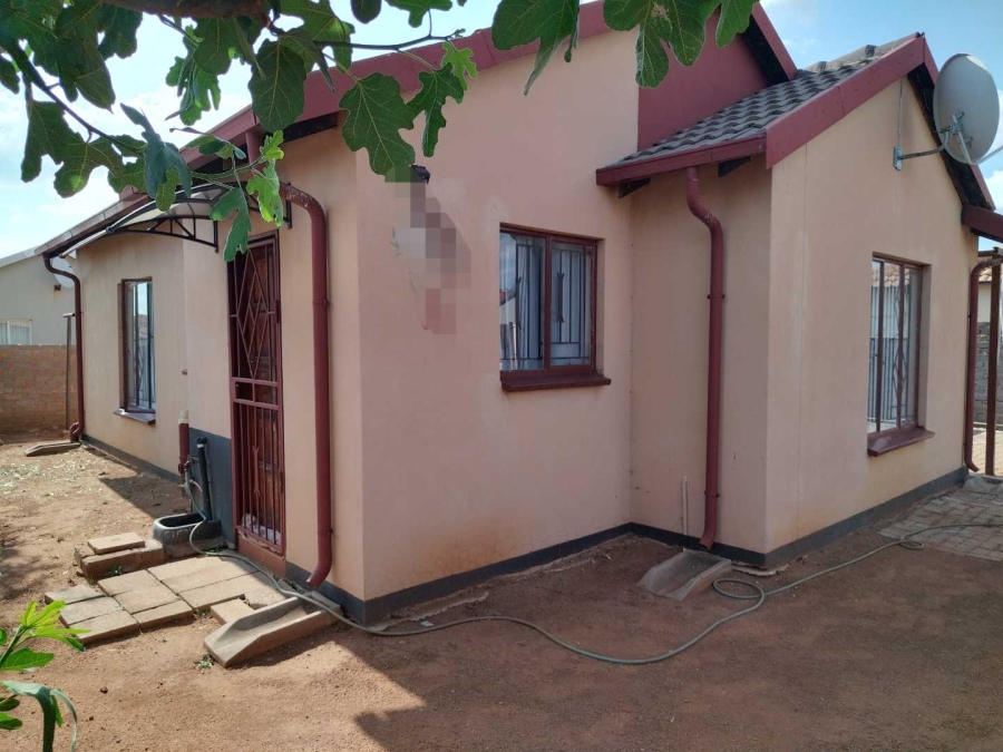 3 Bedroom Property for Sale in Rosslyn Gauteng