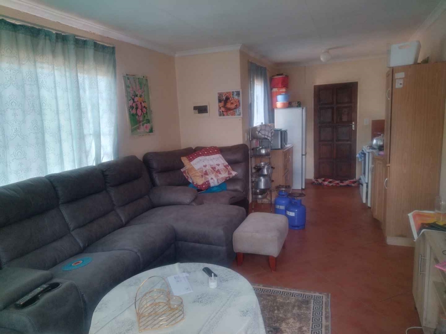 3 Bedroom Property for Sale in Rosslyn Gauteng
