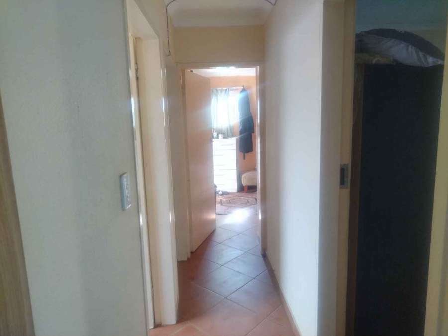 3 Bedroom Property for Sale in Rosslyn Gauteng