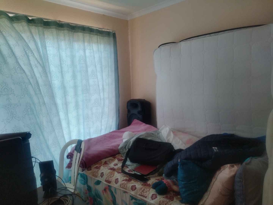 3 Bedroom Property for Sale in Rosslyn Gauteng