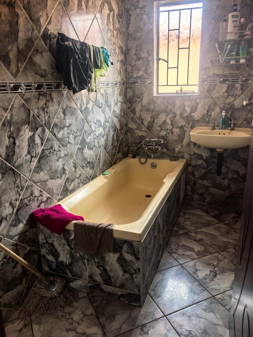 3 Bedroom Property for Sale in Soshanguve DD Gauteng