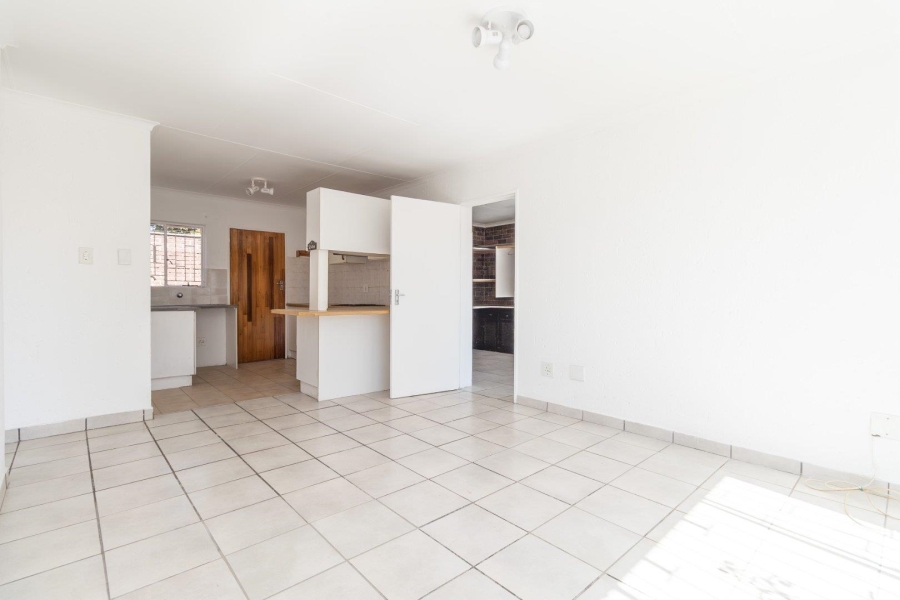 3 Bedroom Property for Sale in Radiokop Gauteng