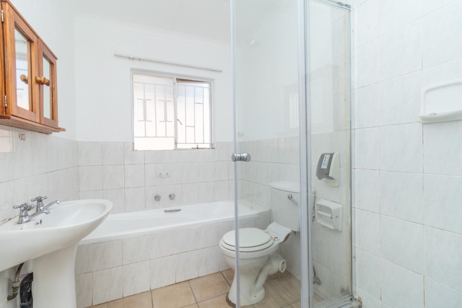 3 Bedroom Property for Sale in Radiokop Gauteng