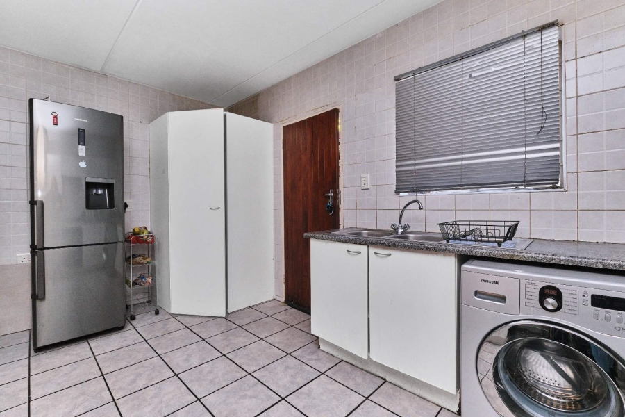 2 Bedroom Property for Sale in Allens Nek Gauteng