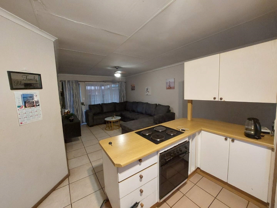 2 Bedroom Property for Sale in Doornpoort Gauteng