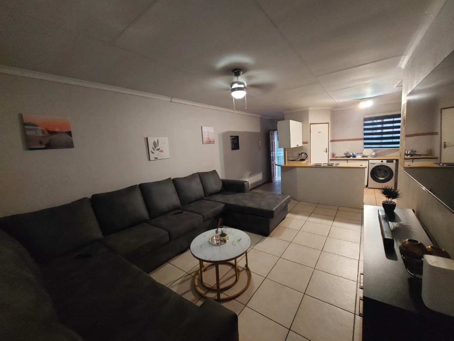 2 Bedroom Property for Sale in Doornpoort Gauteng