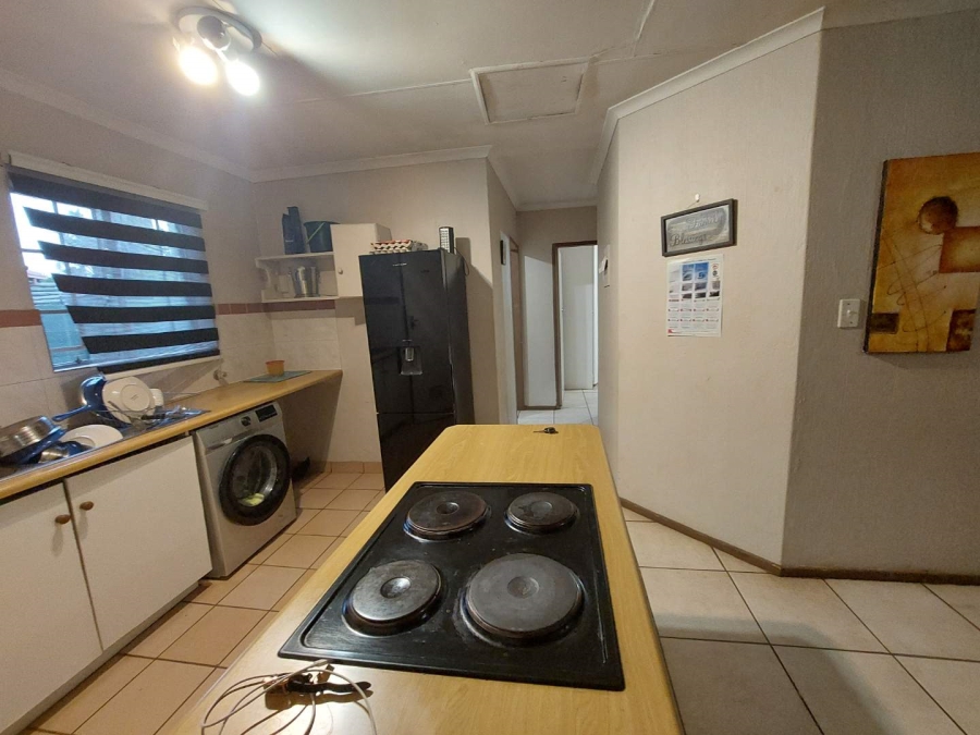 2 Bedroom Property for Sale in Doornpoort Gauteng