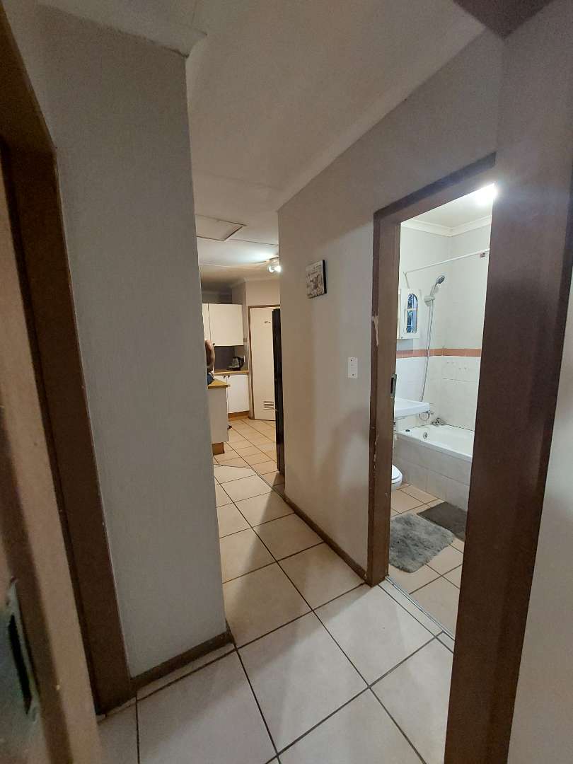 2 Bedroom Property for Sale in Doornpoort Gauteng