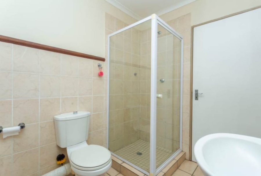 To Let 2 Bedroom Property for Rent in Noordwyk Gauteng
