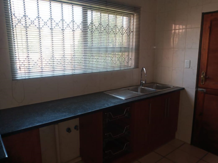 2 Bedroom Property for Sale in Kookrus Gauteng