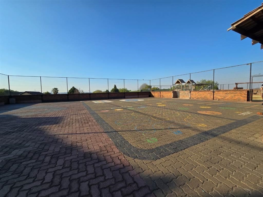 2 Bedroom Property for Sale in Linmeyer Gauteng