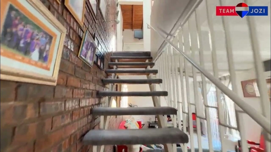 2 Bedroom Property for Sale in Linmeyer Gauteng