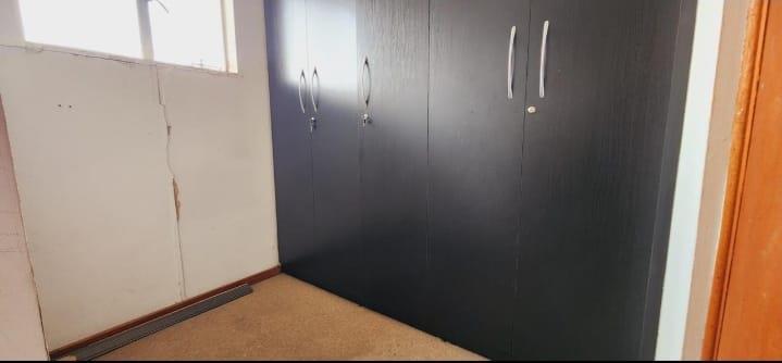 5 Bedroom Property for Sale in Eldorado Park Gauteng